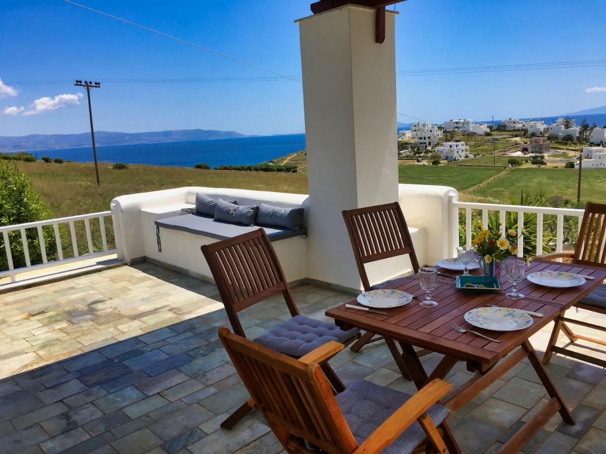Anthoula'S Sea View Apartment Piso Livadi Luaran gambar