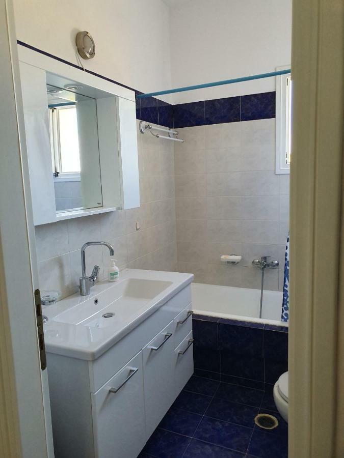 Anthoula'S Sea View Apartment Piso Livadi Luaran gambar