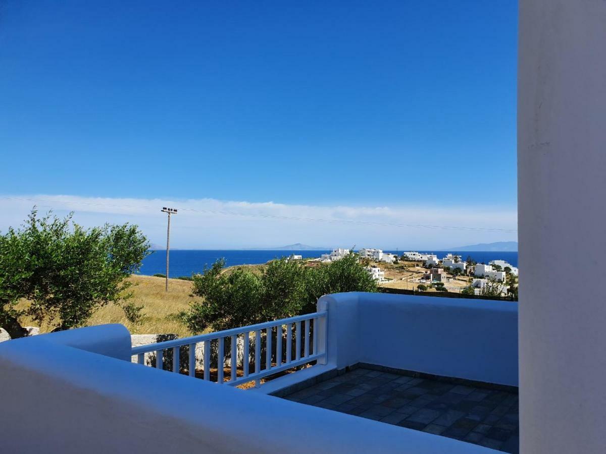 Anthoula'S Sea View Apartment Piso Livadi Luaran gambar